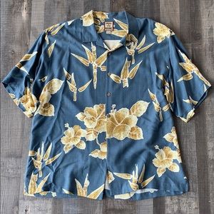 Large Tommy Bahama shirt